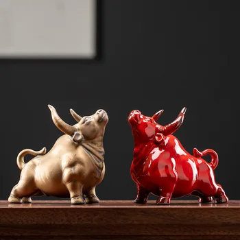 Креативная керамическая скульптура коровы в европейском стиле, украшения из красной коровы, украшения для дома, гостиной, офиса, рабочего стола, Талисман домашнего декора