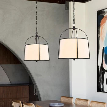 Люстра с прожектором в японском стиле Ретро Обеденный стол в столовой ресторан в китайском стиле Реклама ресторана