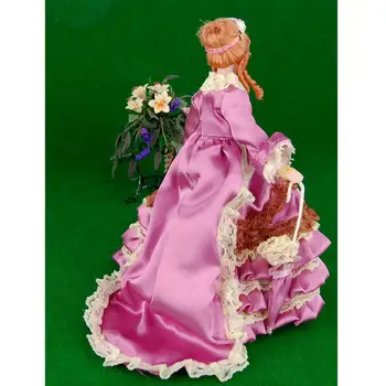 Миниатюрная фарфоровая кукла для кукольного домика Прекрасная леди в фиолетовом плиссированном платье и зонтике