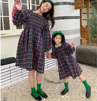Платье для родителей и детей, платье для матери, весна и лето, Новая корейская версия, платье с воротником в одну линию, платье с квадратным вырезом, юбка в Корейскую клетку